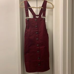 Francesca’s red overall dress